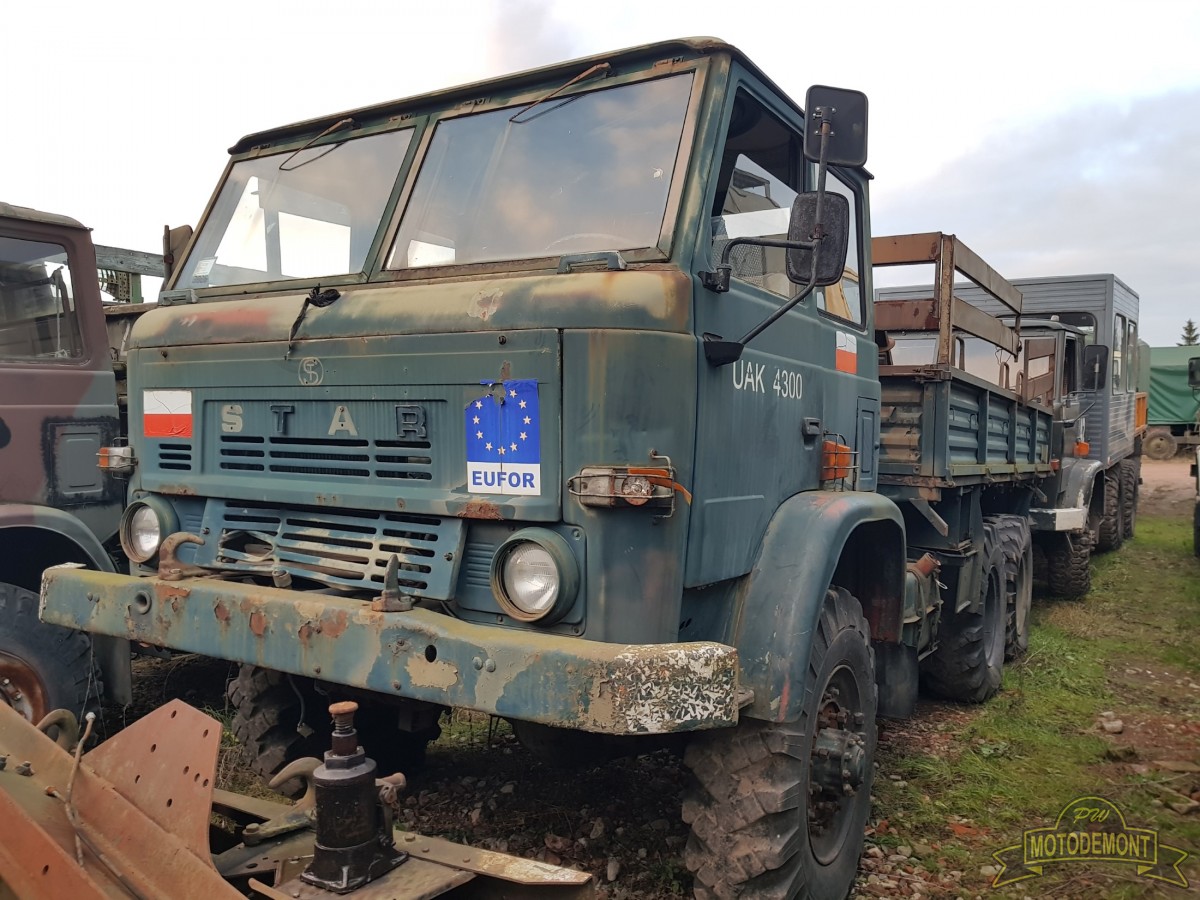 Samochód STAR-266